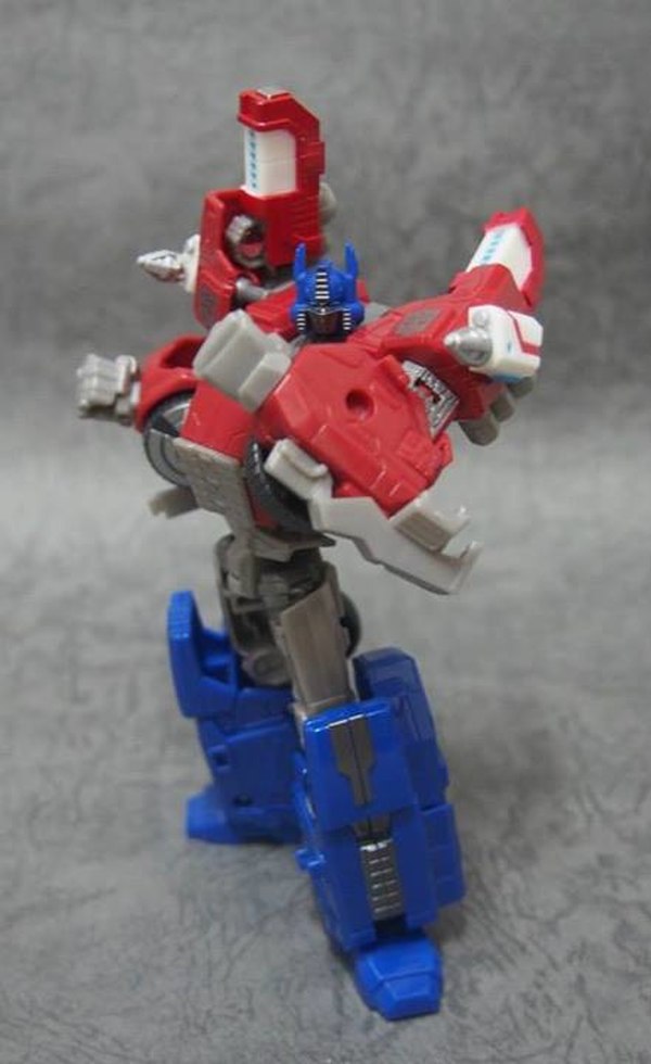 KFC KP 01UM Shoulder And Missile Kits For Fall Of Cybtertron Ultra Magnus And Optimus Prime  (25 of 28)